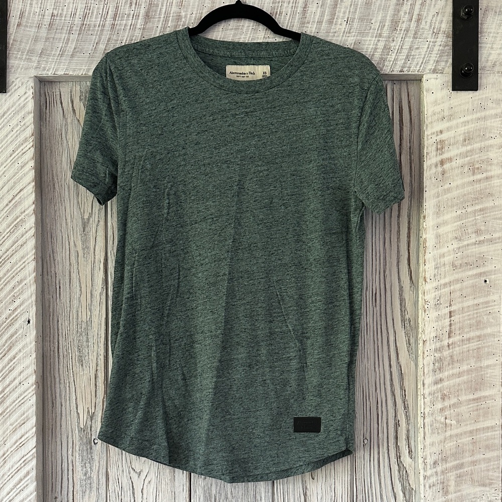Abercrombie & Fitch Forest Green Short Sleeve Tee